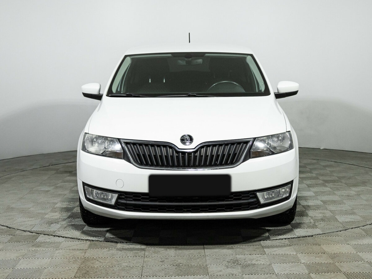 Skoda Rapid б/у, 2016, Роботизированная. Фото: #1