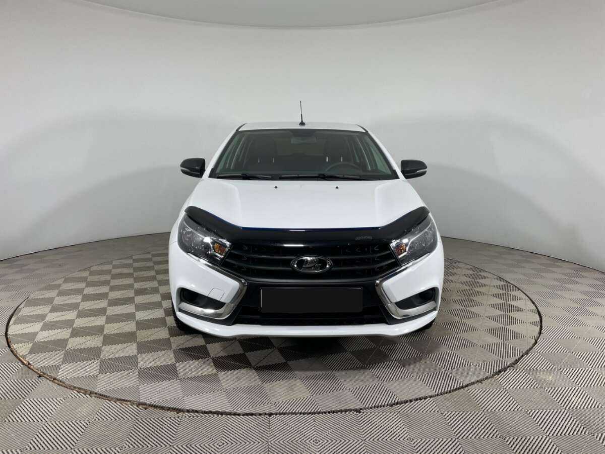 Lada (ВАЗ) Vesta б/у, 2021, Механическая. Фото: #1
