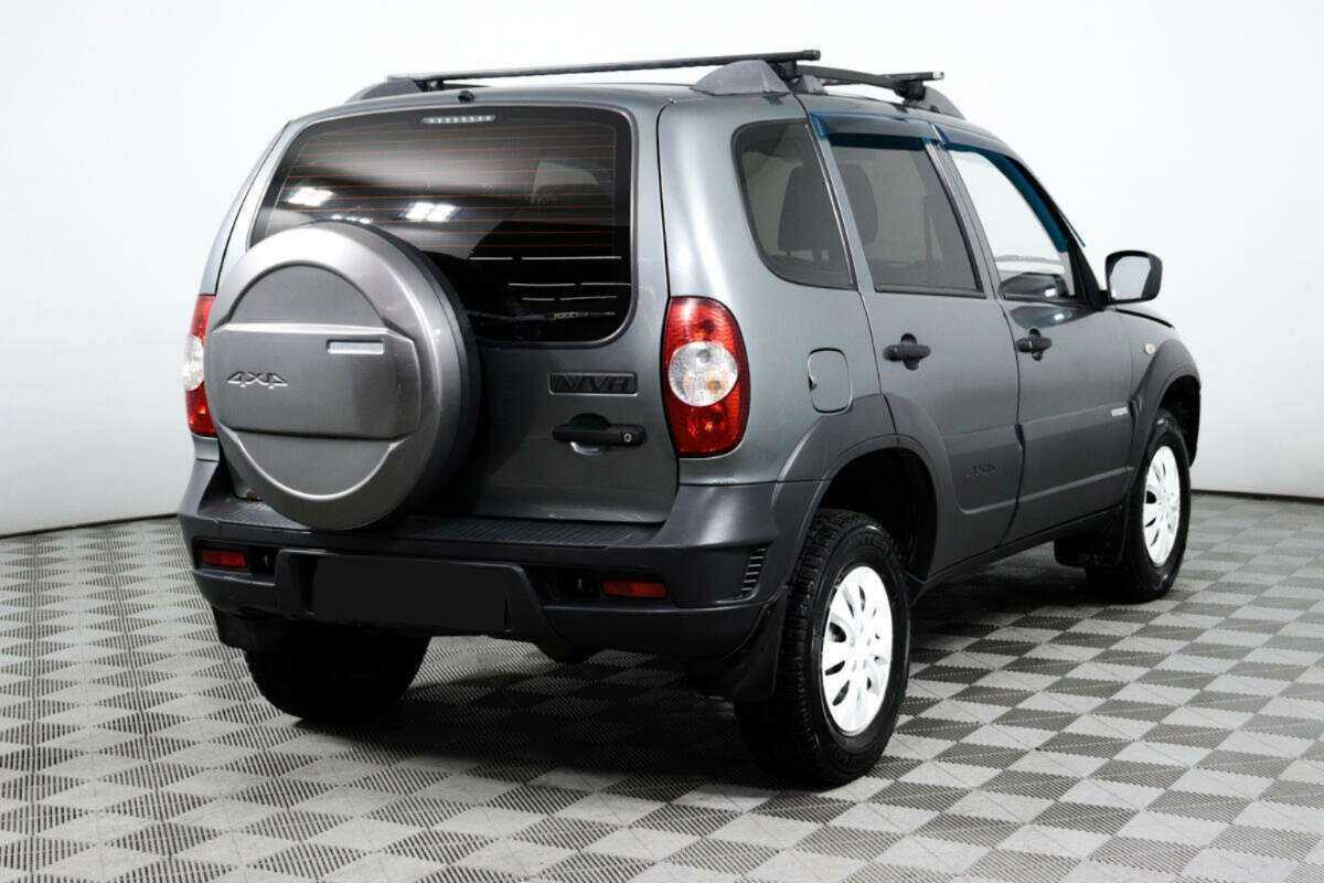 Chevrolet Niva б/у, 2014, Механическая. Фото: #4