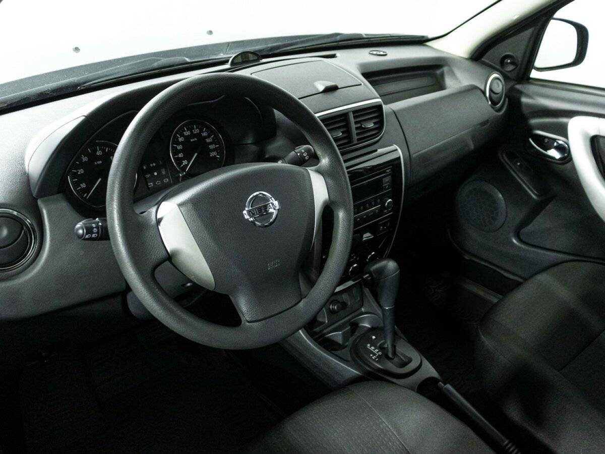 Nissan Terrano б/у, 2014, Автоматическая. Фото: #10