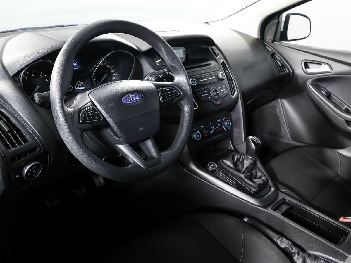 Ford Focus б/у, 2015, Механическая. Фото: #13
