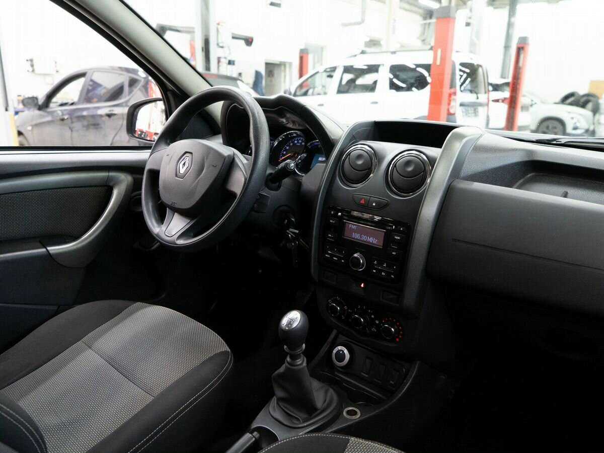 Renault Duster б/у, 2015, Механическая. Фото: #16