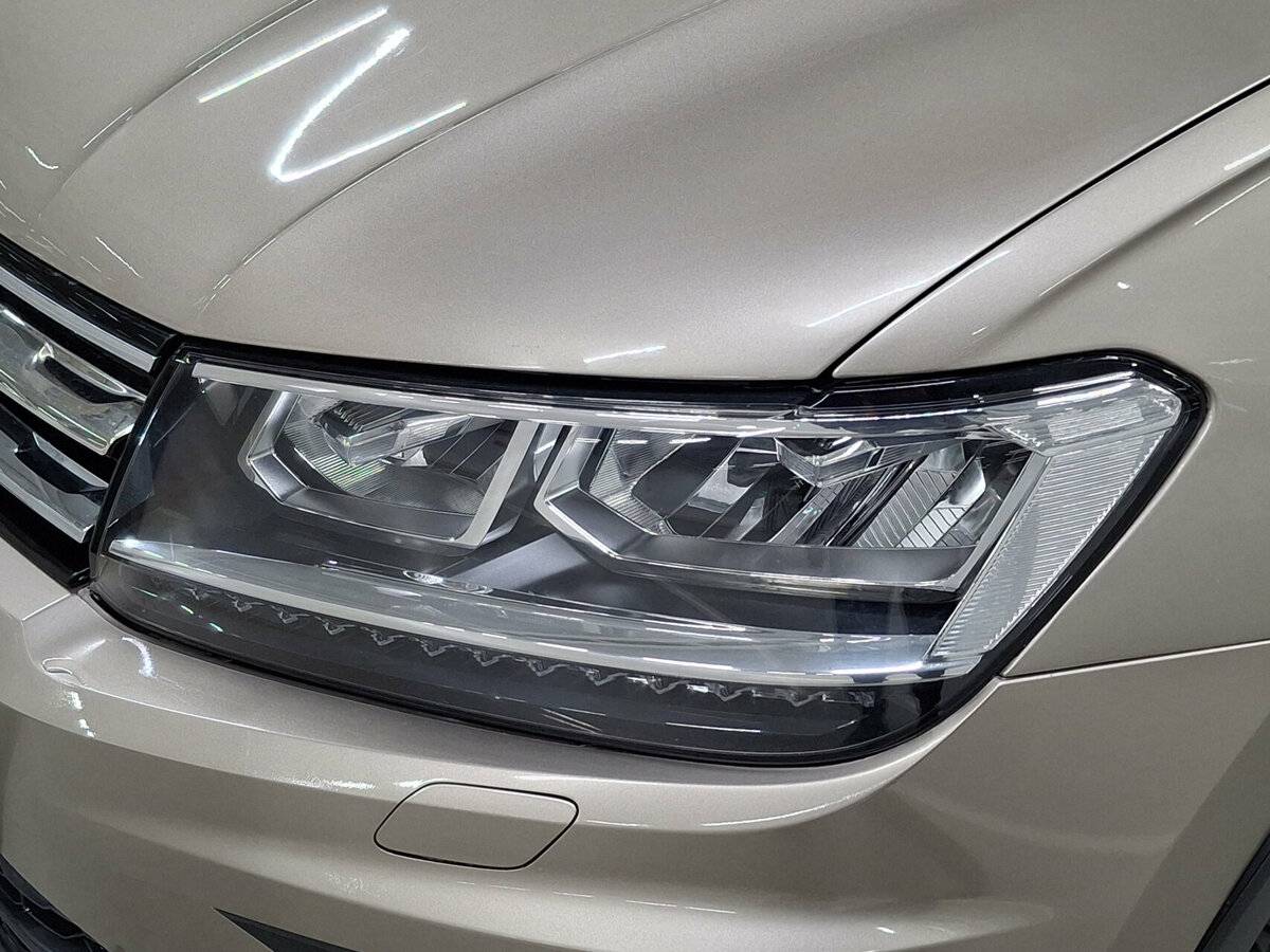 Volkswagen Tiguan б/у, 2017, Роботизированная. Фото: #16
