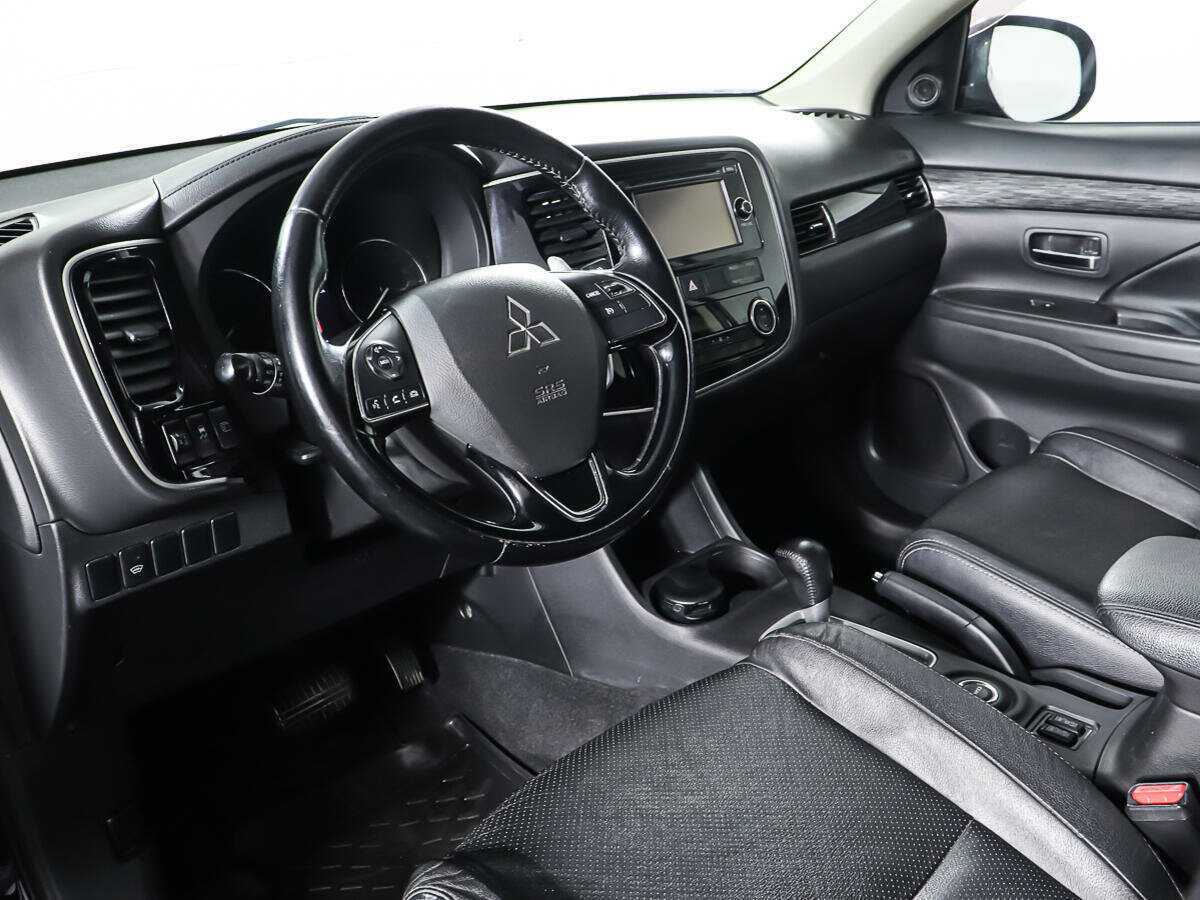 Mitsubishi Outlander б/у, 2015, Вариатор. Фото: #12