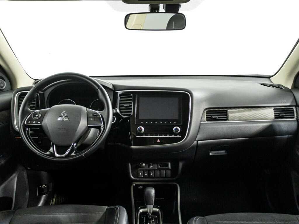 Mitsubishi Outlander б/у, 2021, Вариатор. Фото: #12