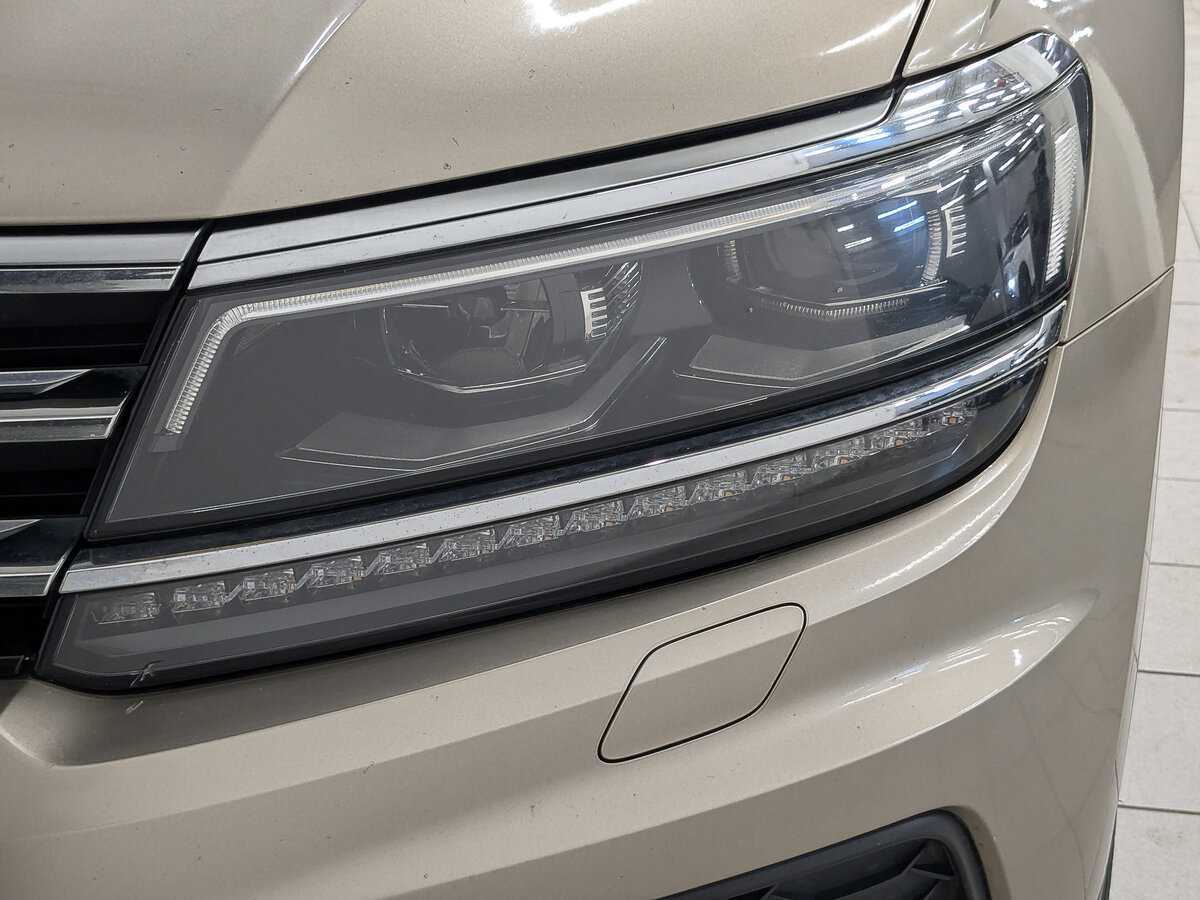 Volkswagen Tiguan б/у, 2018, Роботизированная. Фото: #16