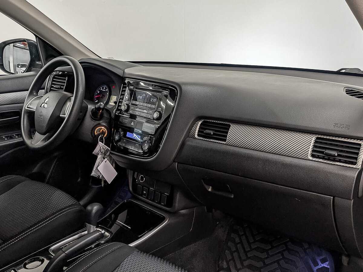 Mitsubishi Outlander б/у, 2018, Вариатор. Фото: #11