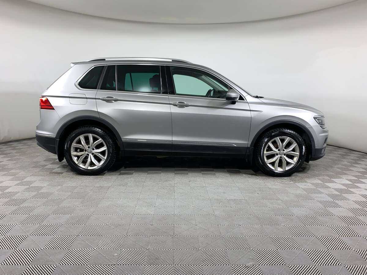 Volkswagen Tiguan б/у, 2018, Роботизированная. Фото: #2