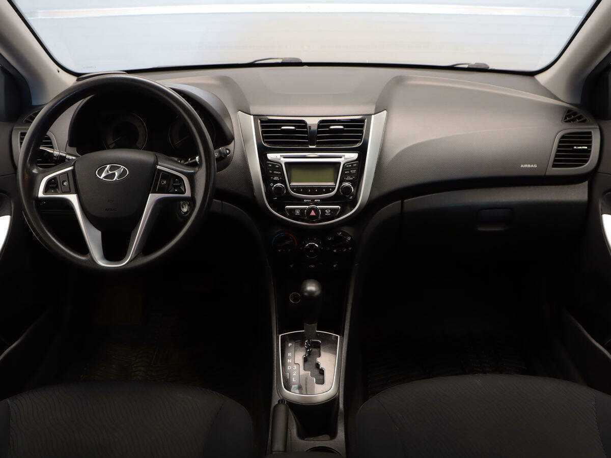 Hyundai Solaris б/у, 2013, Автоматическая. Фото: #7