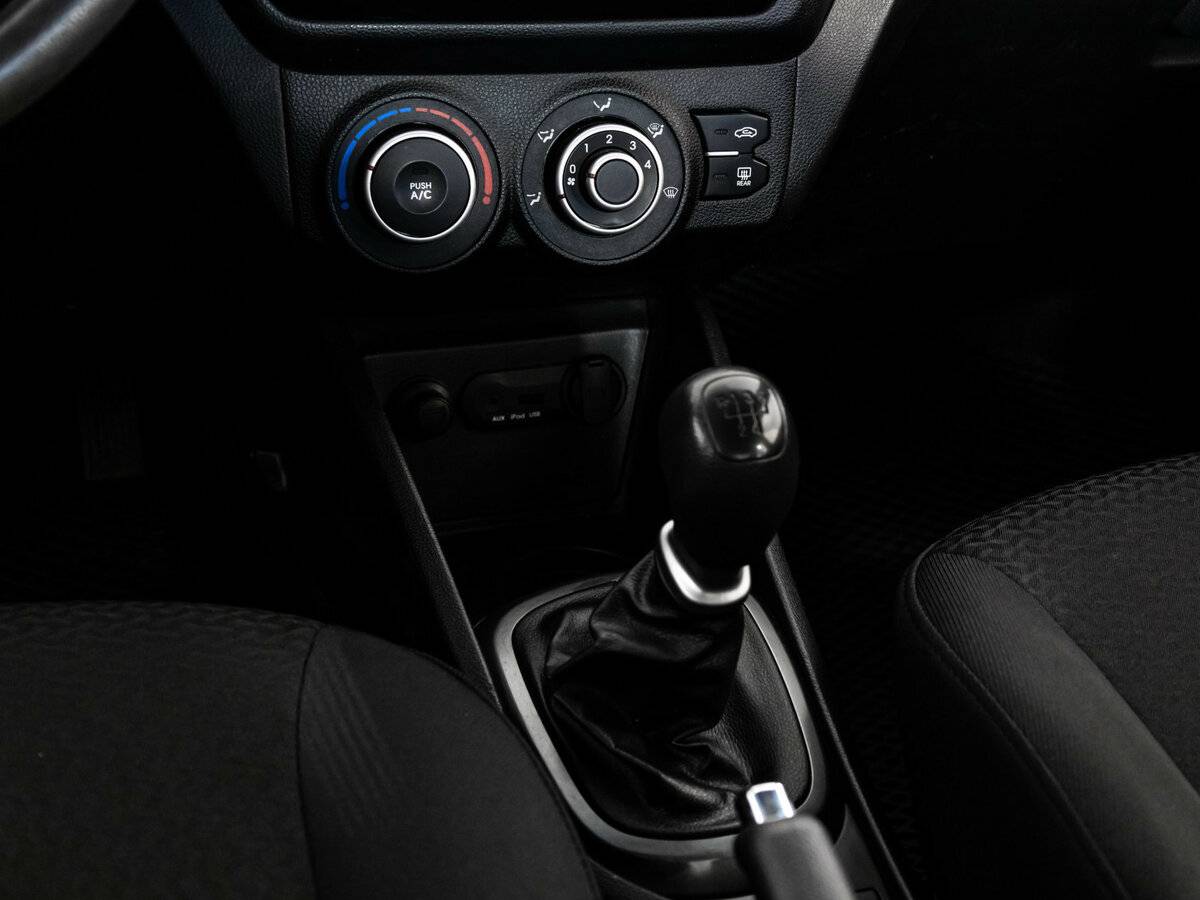 Kia Rio б/у, 2012, Механическая. Фото: #9