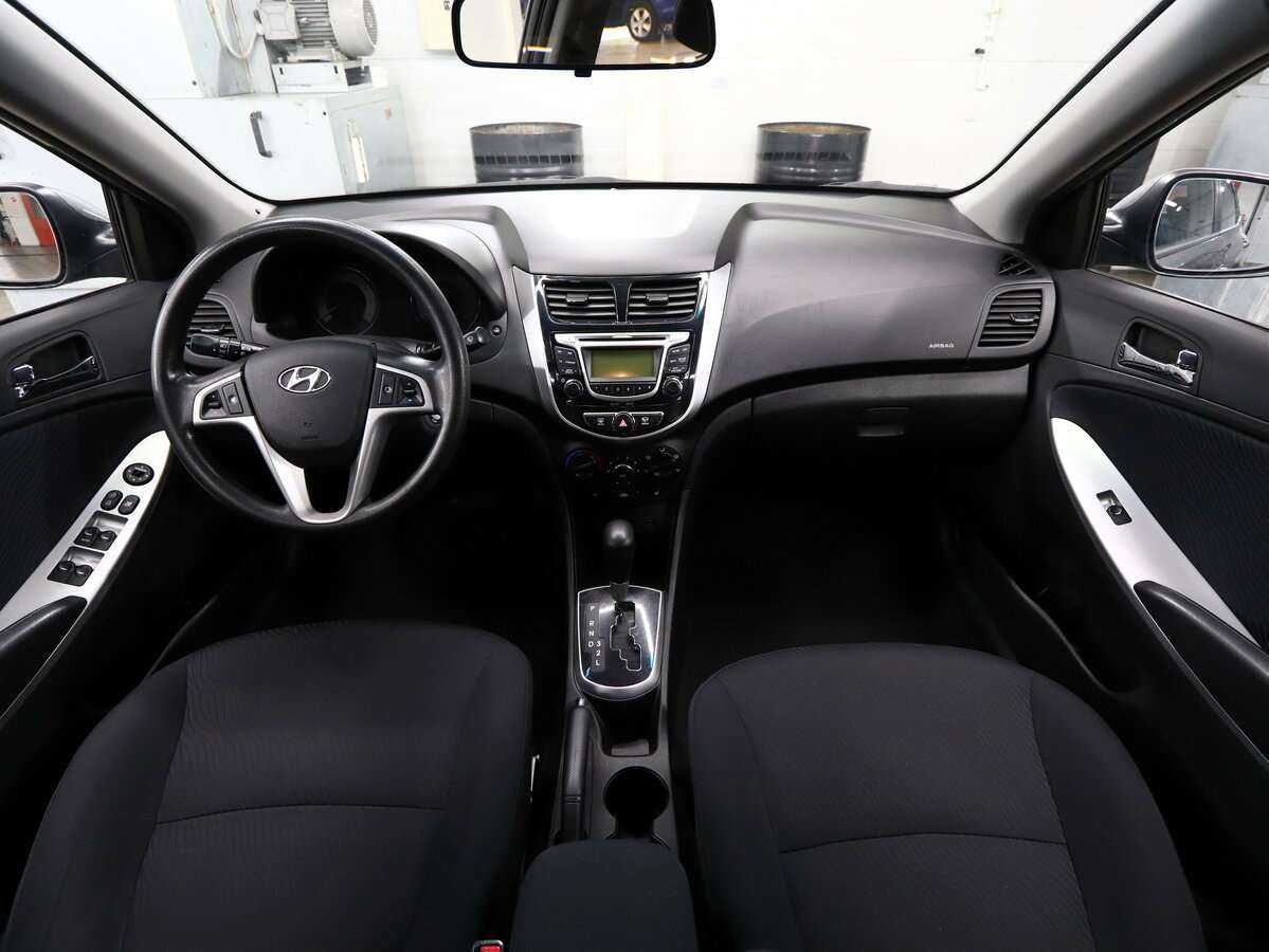 Hyundai Solaris б/у, 2014, Автоматическая. Фото: #13