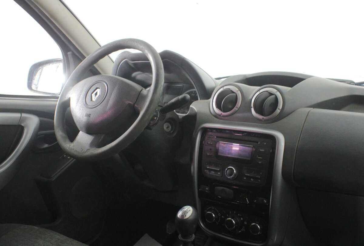 Renault Duster б/у, 2013, Механическая. Фото: #6