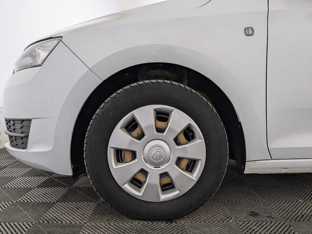 Skoda Rapid б/у, 2017, Механическая. Фото: #11