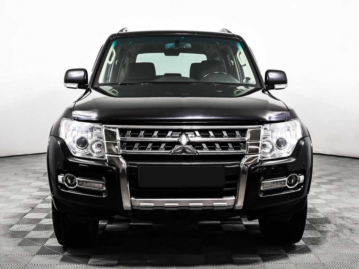 Mitsubishi Pajero б/у, 2015, Автоматическая. Фото: #1