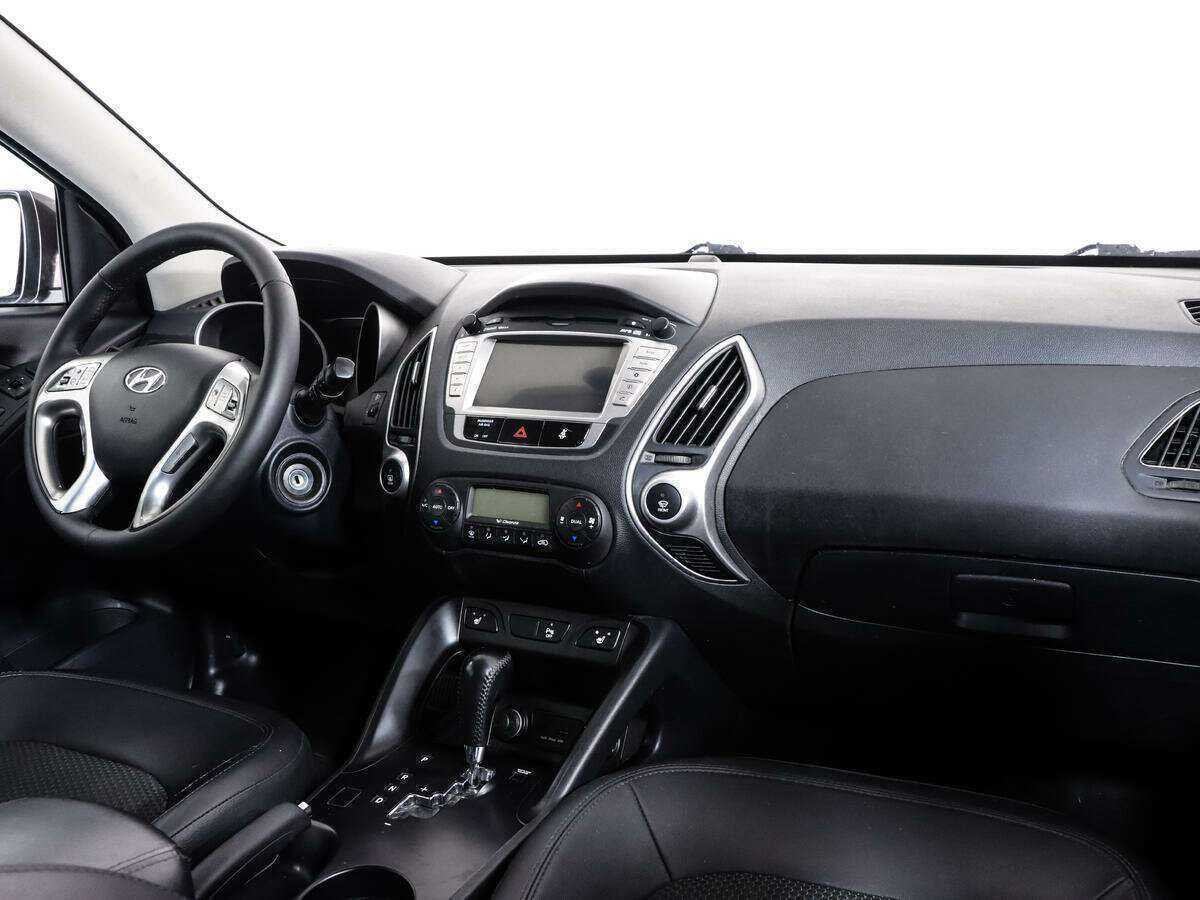 Hyundai ix35 б/у, 2012, Автоматическая. Фото: #6