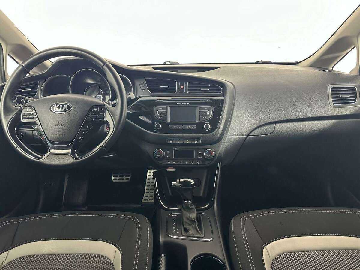 Kia Ceed б/у, 2014, Автоматическая. Фото: #6
