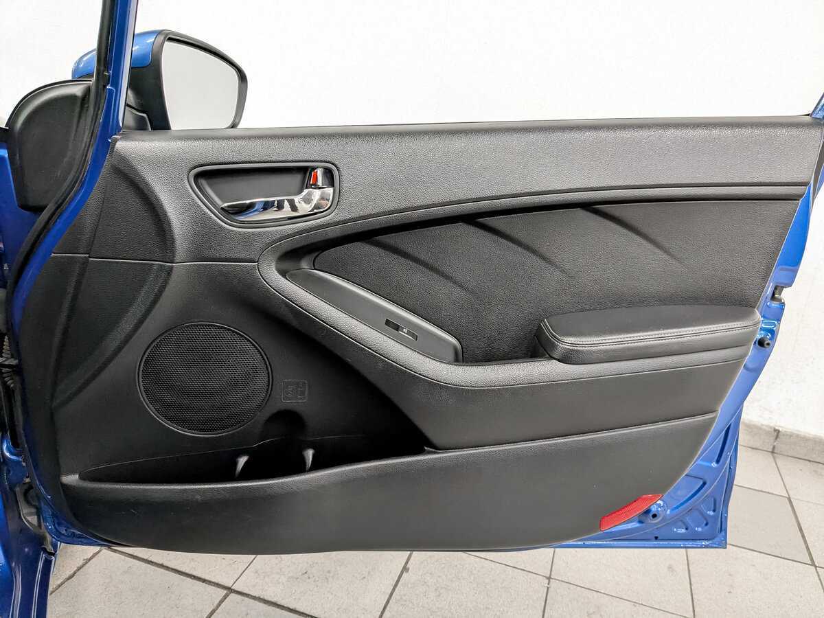 Kia Cerato б/у, 2013, Автоматическая. Фото: #23