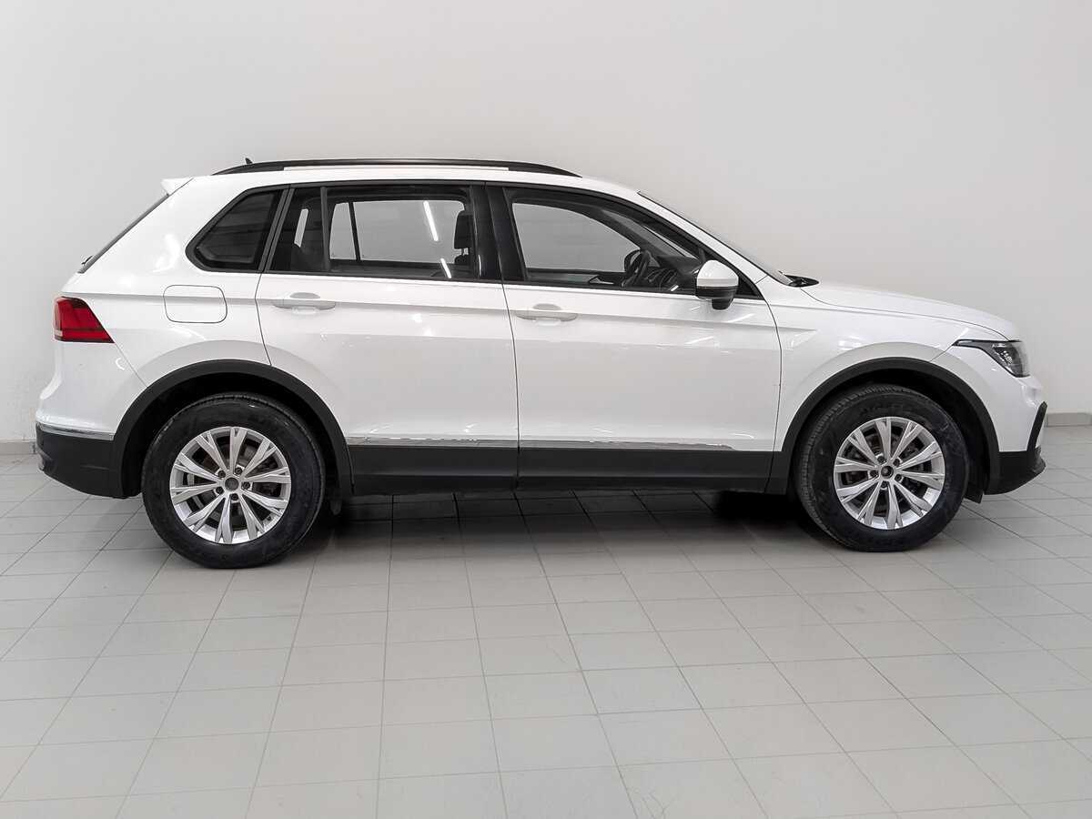 Volkswagen Tiguan б/у, 2021, Роботизированная. Фото: #3