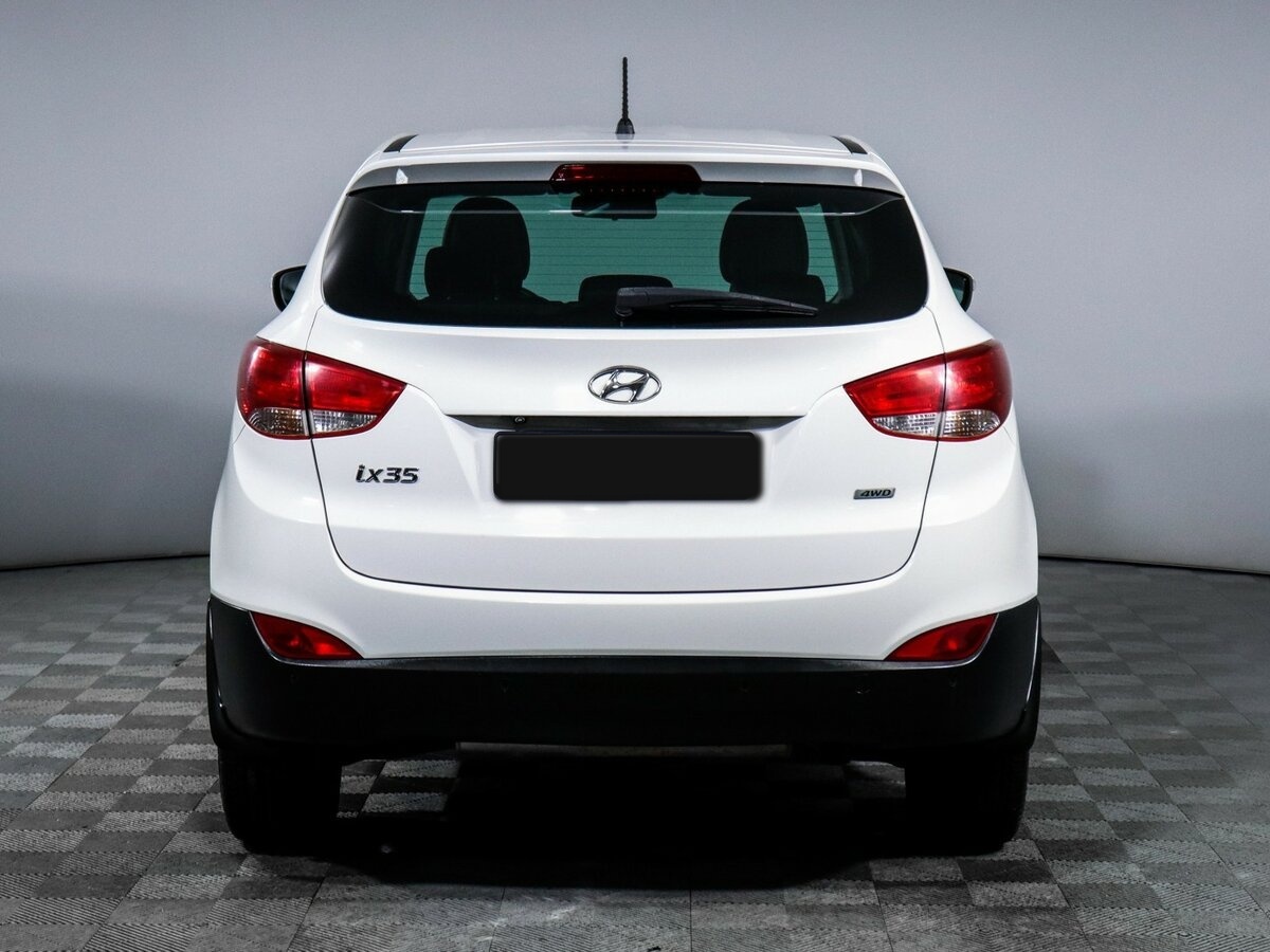 Hyundai ix35 б/у, 2014, Автоматическая. Фото: #4