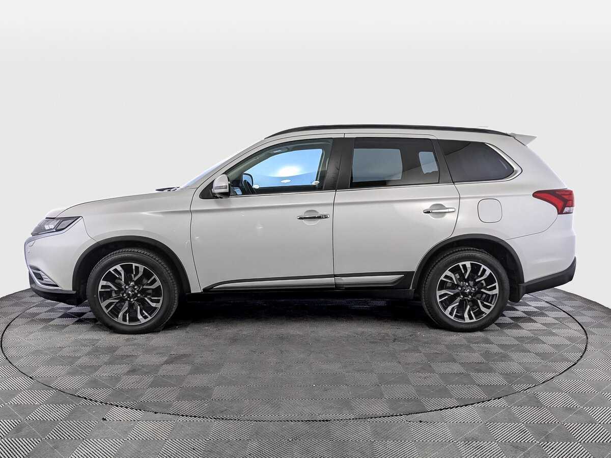 Mitsubishi Outlander б/у, 2021, Вариатор. Фото: #7