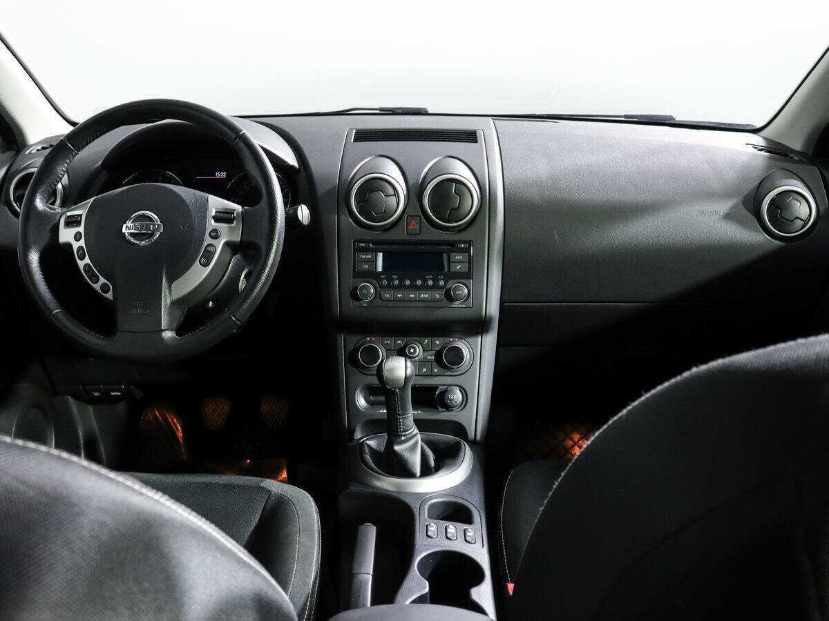 Nissan Qashqai б/у, 2012, Механическая. Фото: #9