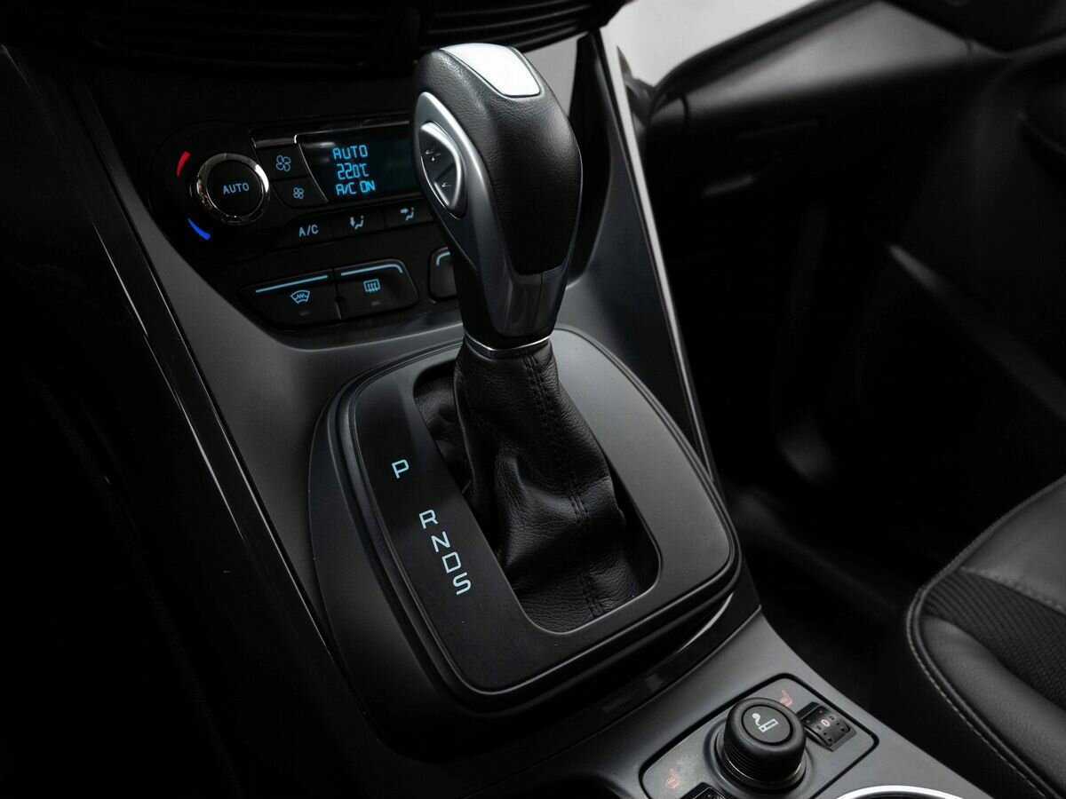 Ford Kuga б/у, 2016, Автоматическая. Фото: #24