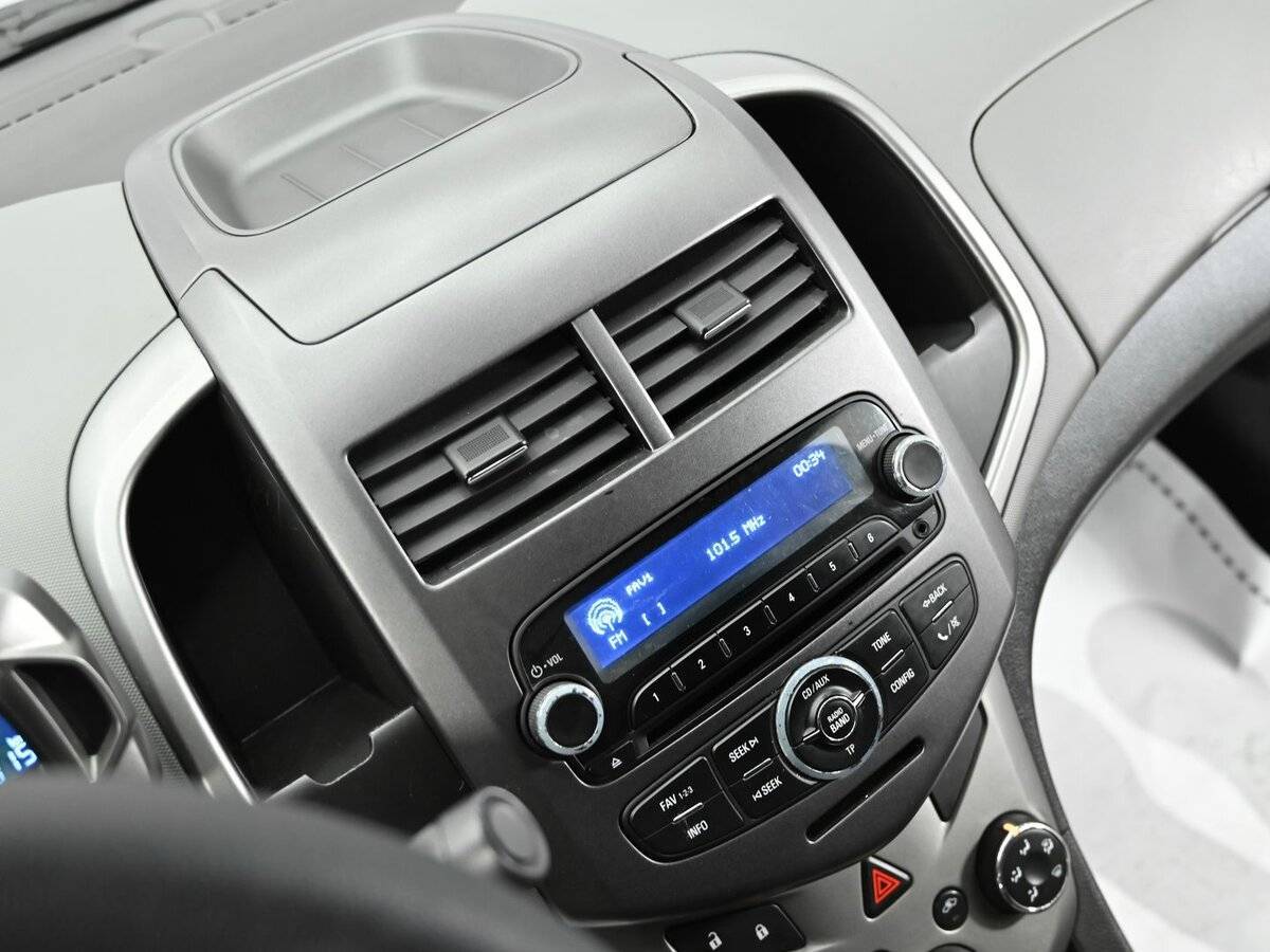 Chevrolet Aveo б/у, 2012, Механическая. Фото: #9