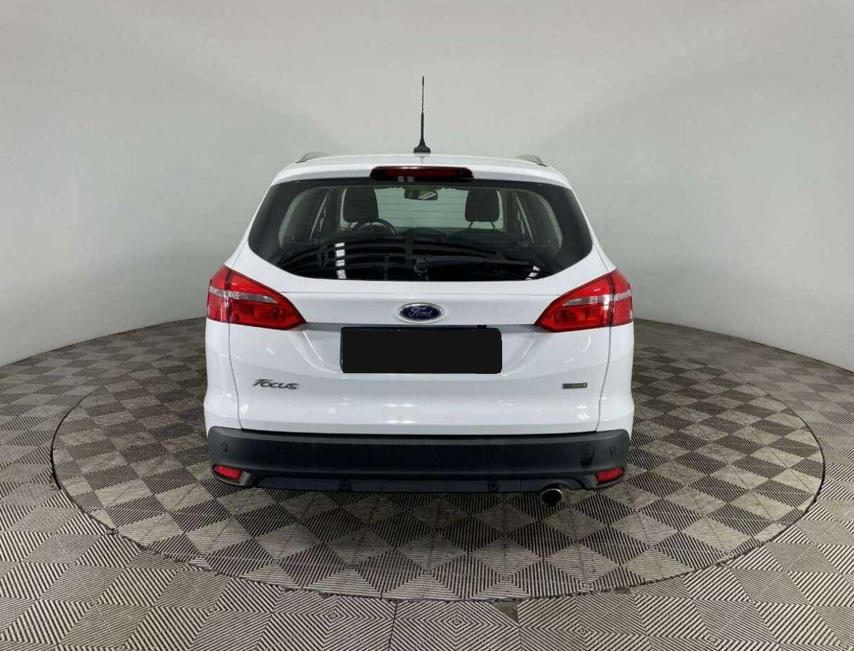 Ford Focus б/у, 2017, Автоматическая. Фото: #2