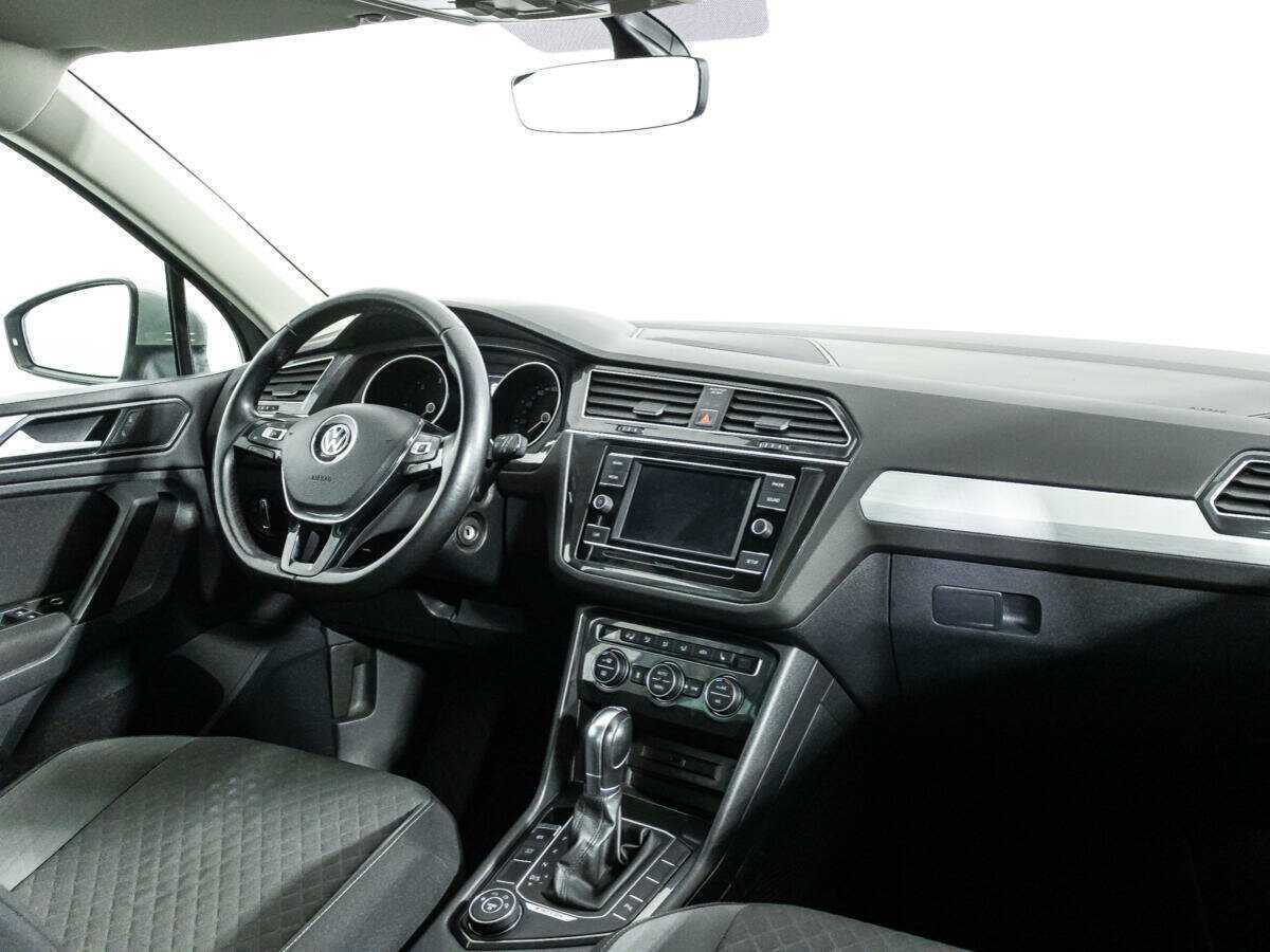 Volkswagen Tiguan б/у, 2018, Роботизированная. Фото: #8