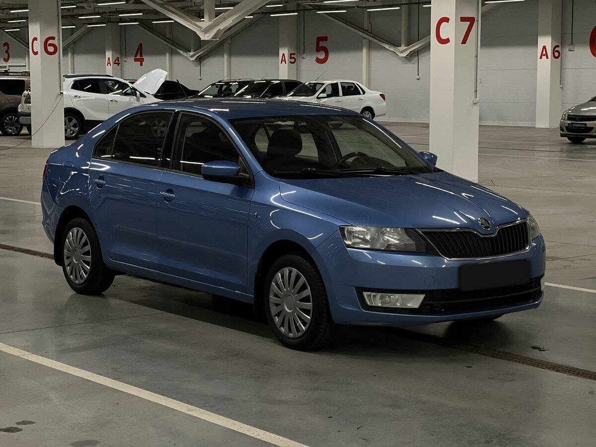 Skoda Rapid б/у, 2016, Автоматическая. Фото: #2