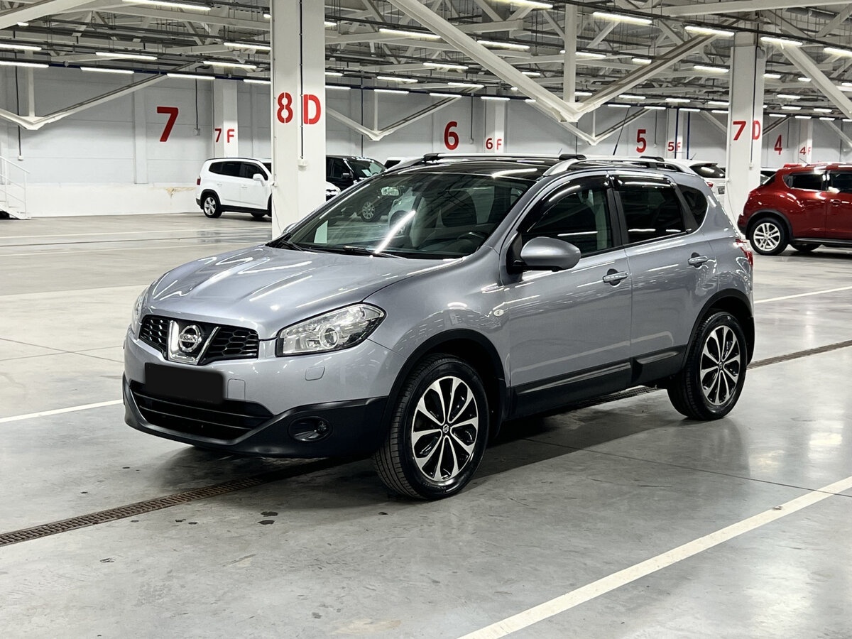 Nissan Qashqai б/у, 2012, Механическая. Фото: #0
