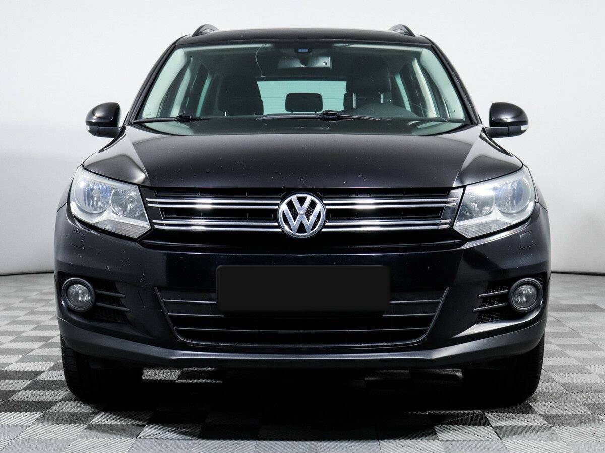Volkswagen Tiguan б/у, 2016, Механическая. Фото: #1