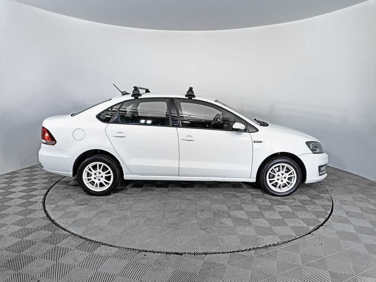 Volkswagen Polo б/у, 2017, Механическая. Фото: #3