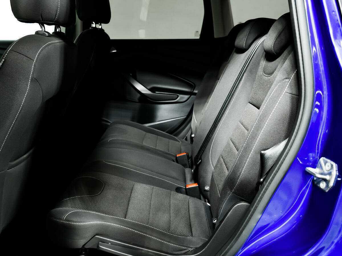 Ford Kuga б/у, 2016, Автоматическая. Фото: #11