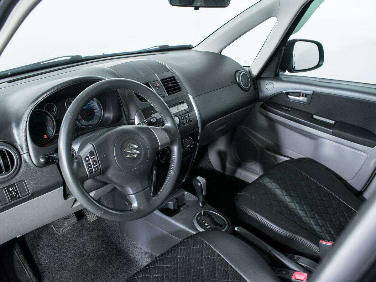 Suzuki SX4 б/у, 2014, Автоматическая. Фото: #9