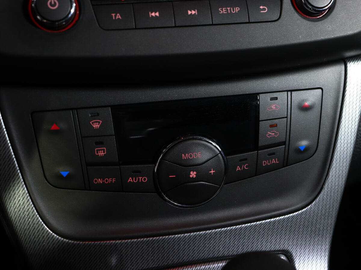 Nissan Sentra б/у, 2015, Вариатор. Фото: #16