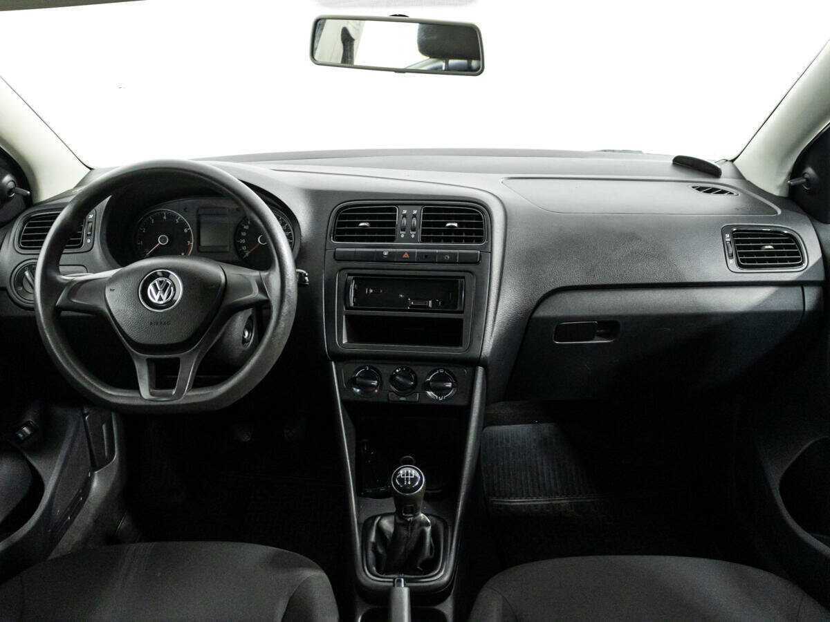 Volkswagen Polo б/у, 2017, Механическая. Фото: #12