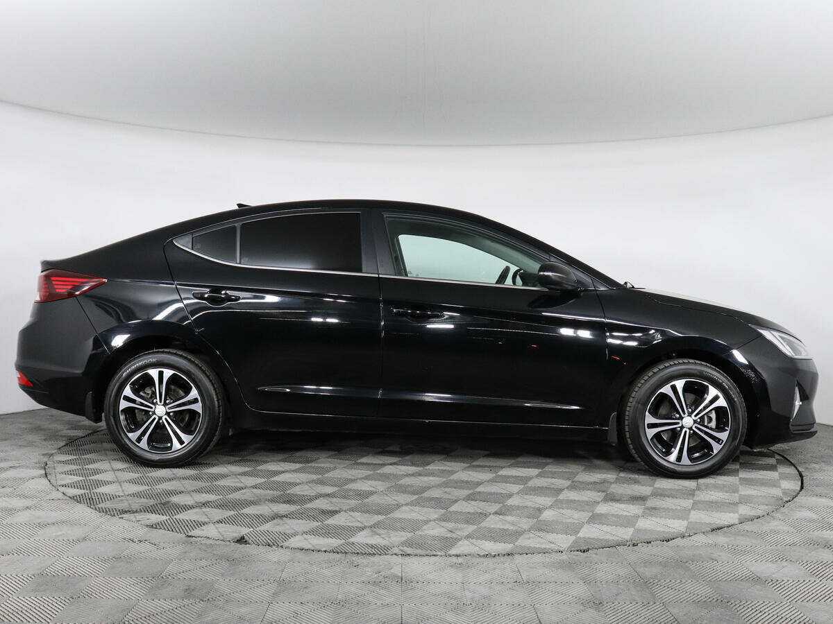 Hyundai Elantra б/у, 2019, Автоматическая. Фото: #3
