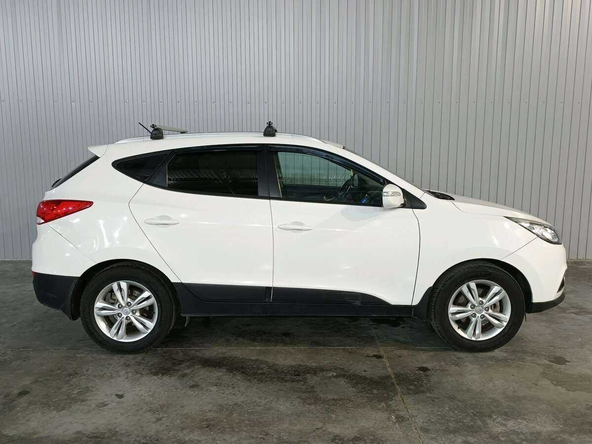 Hyundai ix35 б/у, 2012, Автоматическая. Фото: #3