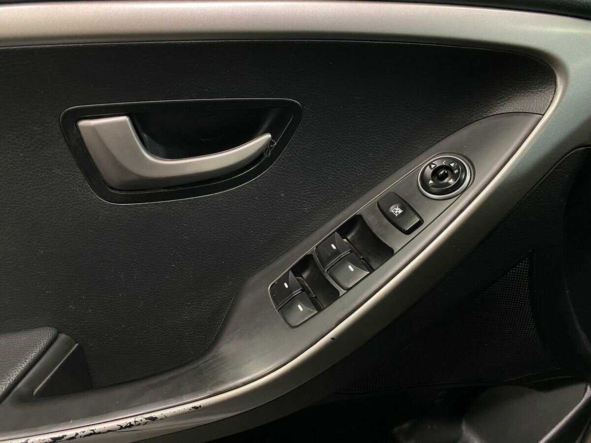 Hyundai i30 б/у, 2013, Механическая. Фото: #14
