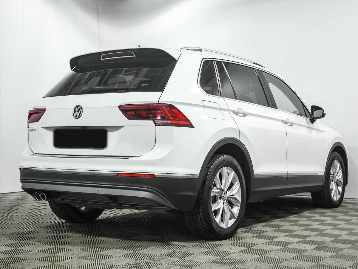 Volkswagen Tiguan б/у, 2018, Роботизированная. Фото: #2