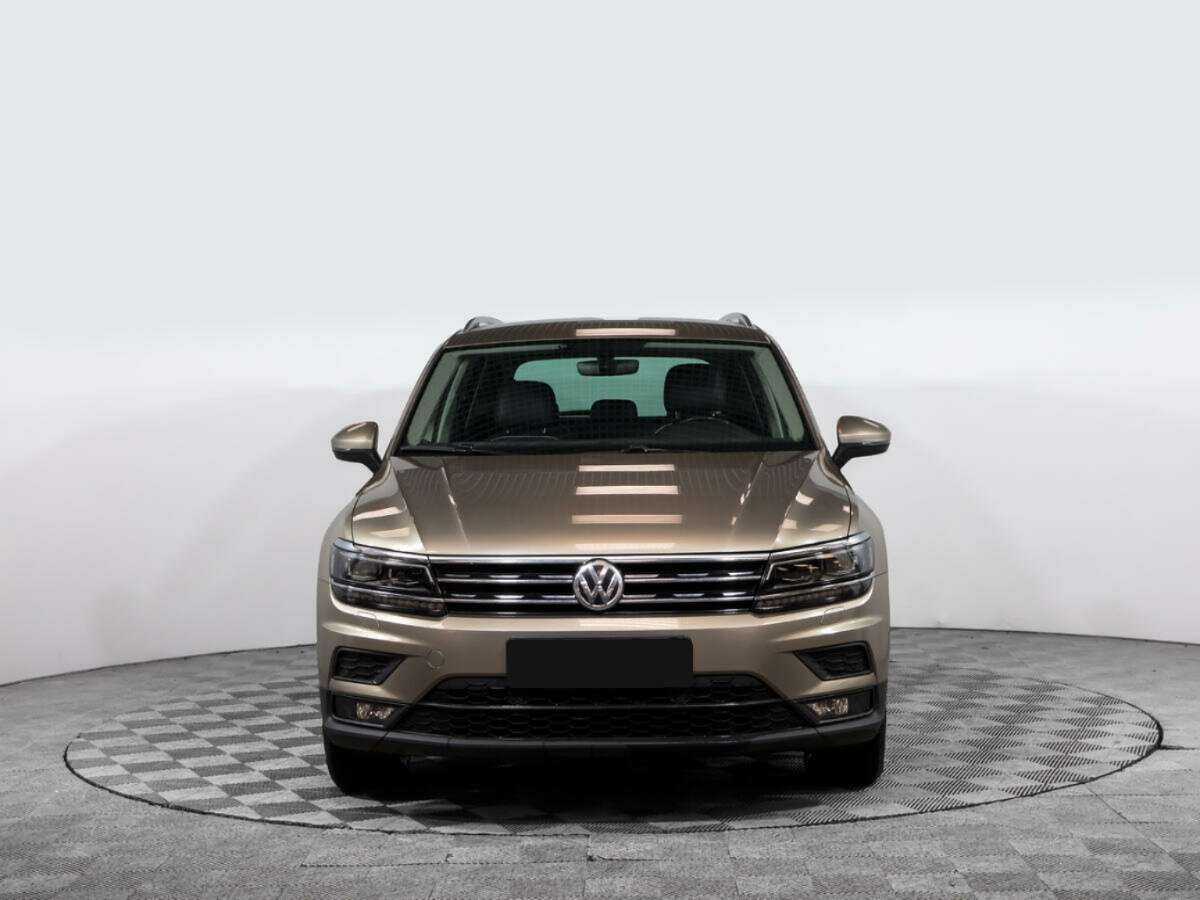 Volkswagen Tiguan б/у, 2017, Роботизированная. Фото: #0