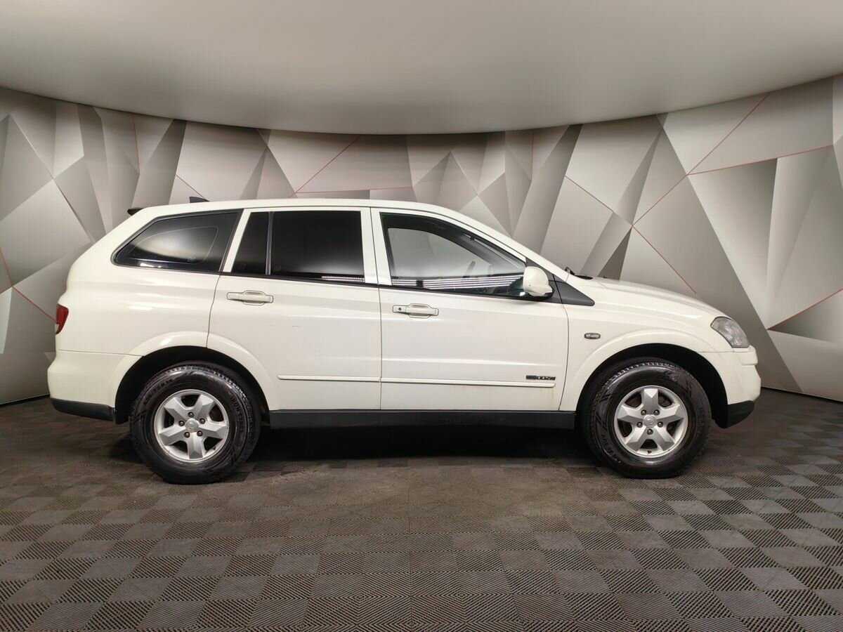 SsangYong Kyron б/у, 2014, Механическая. Фото: #5