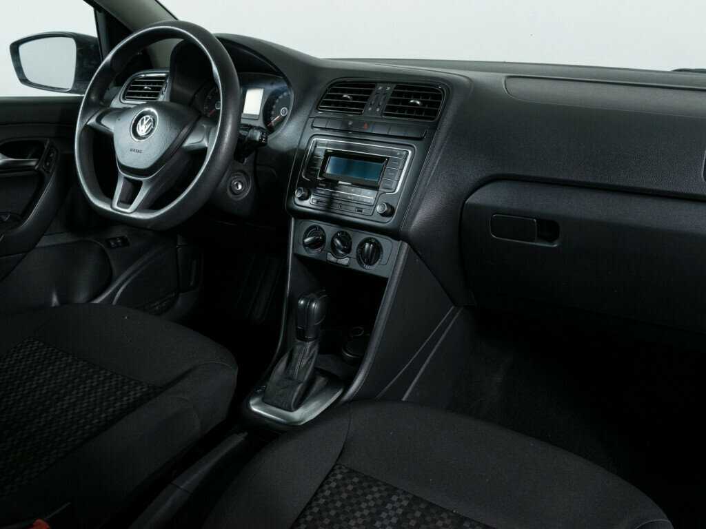 Volkswagen Polo б/у, 2019, Автоматическая. Фото: #7
