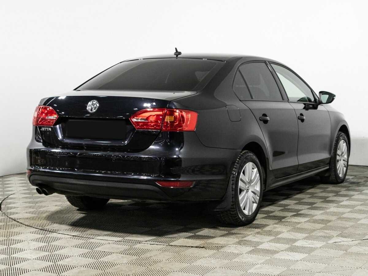 Volkswagen Jetta б/у, 2012, Механическая. Фото: #4