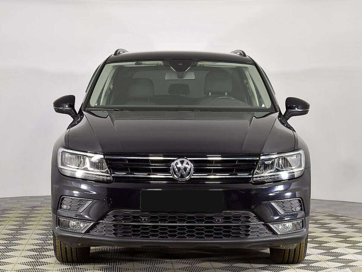 Volkswagen Tiguan б/у, 2020, Механическая. Посмотреть фото