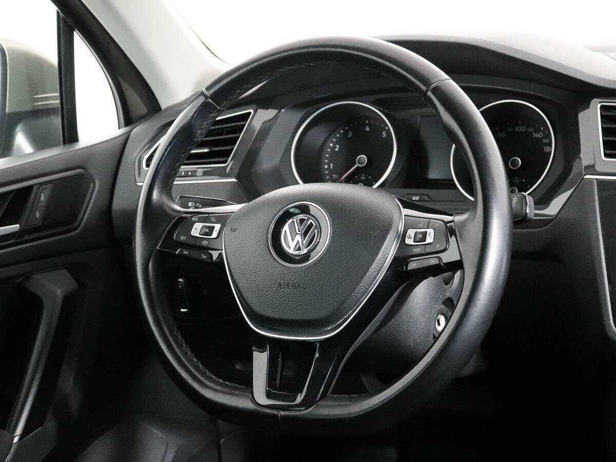 Volkswagen Tiguan б/у, 2018, Роботизированная. Фото: #11