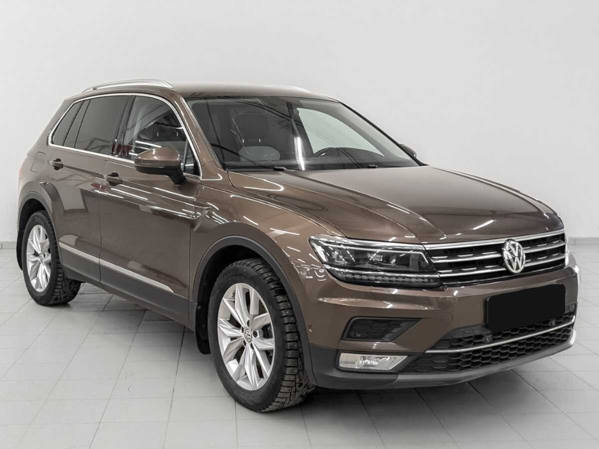 Volkswagen Tiguan б/у, 2017, Роботизированная. Фото: #2
