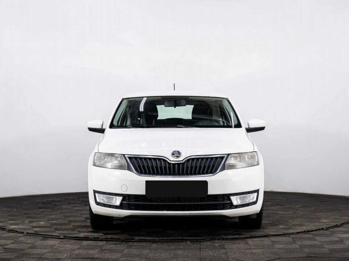Skoda Rapid б/у, 2015, Автоматическая. Фото: #1