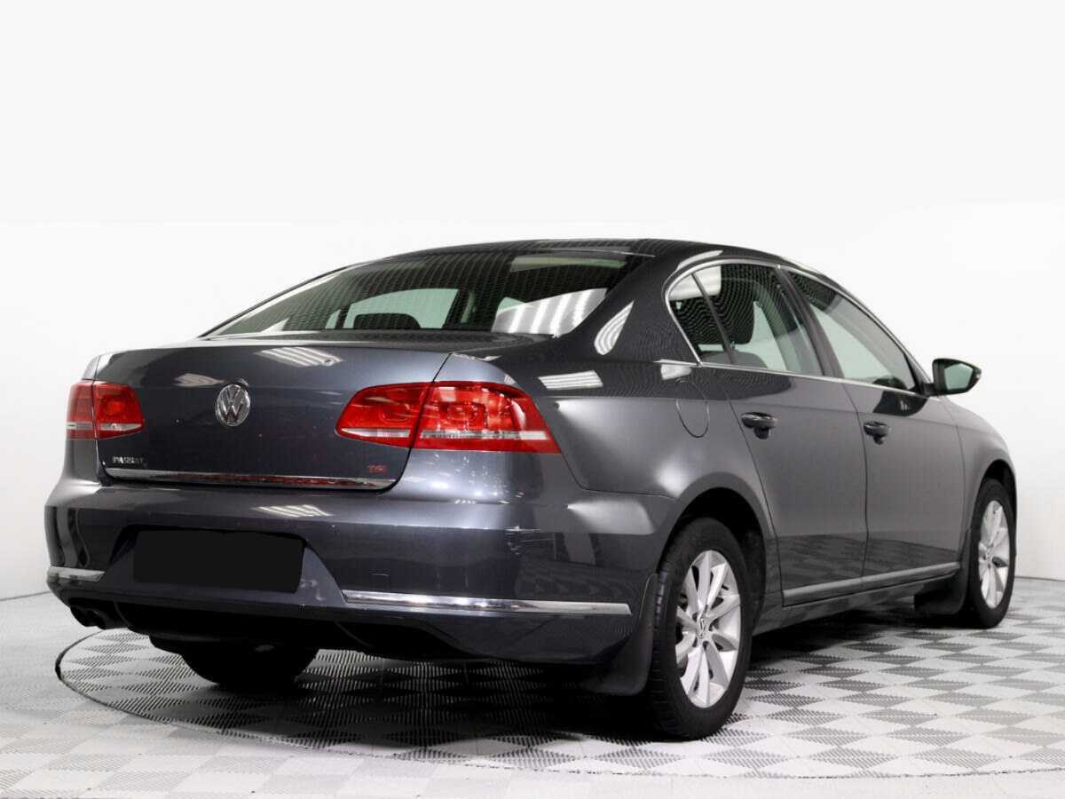 Volkswagen Passat б/у, 2012, Механическая. Фото: #3